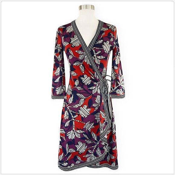 BCBGMaxazria BCBG Adele Garnet Print Wrap Style Jersey Stretch Dress New NWT XS - Picture 2 of 5